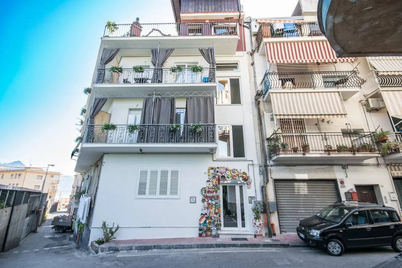 Nocleg ze śniadaniem Namuri Rooms Giardini-Naxos Włochy