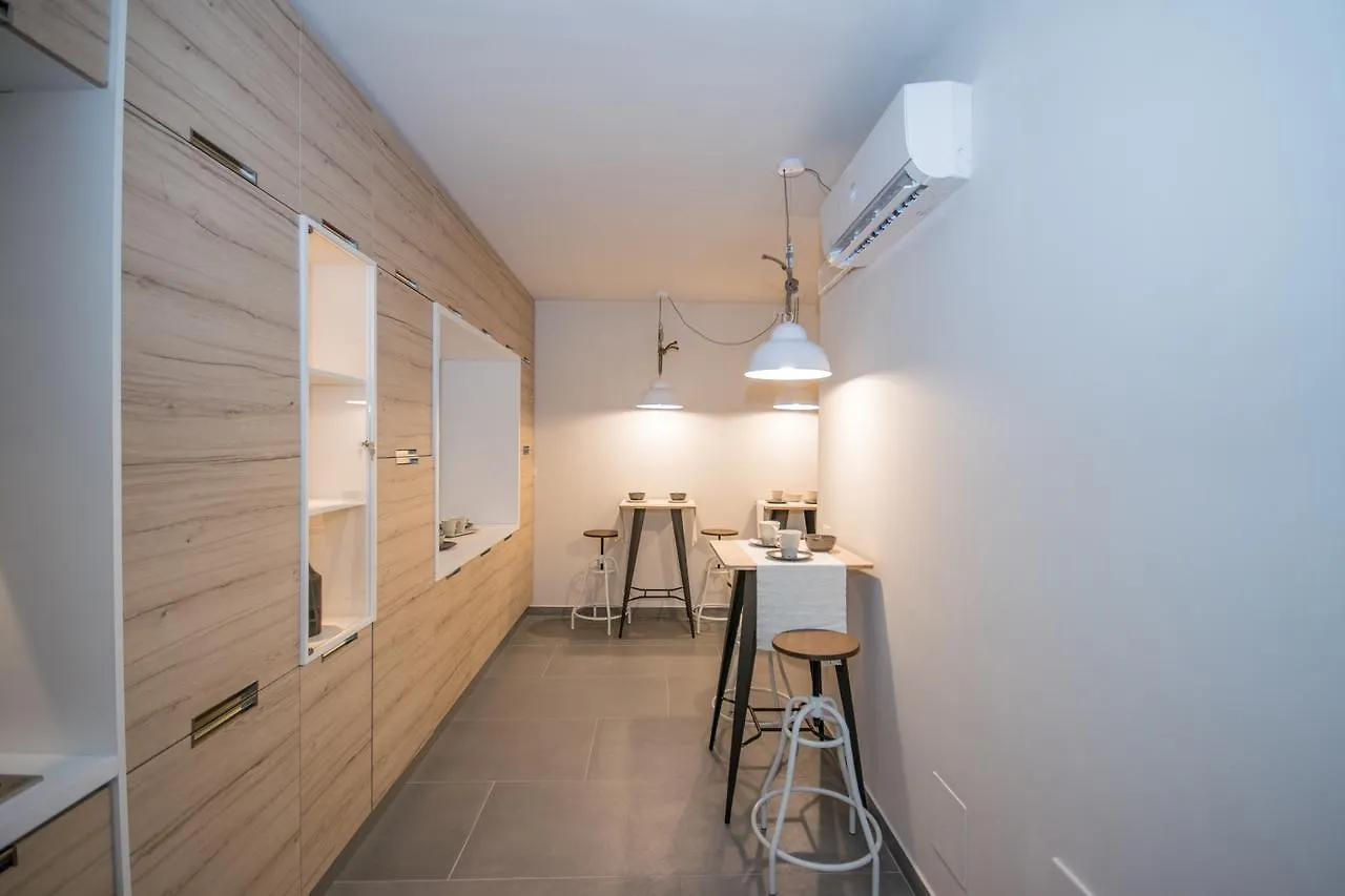 Namuri Rooms Giardini Naxos Bed & Breakfast